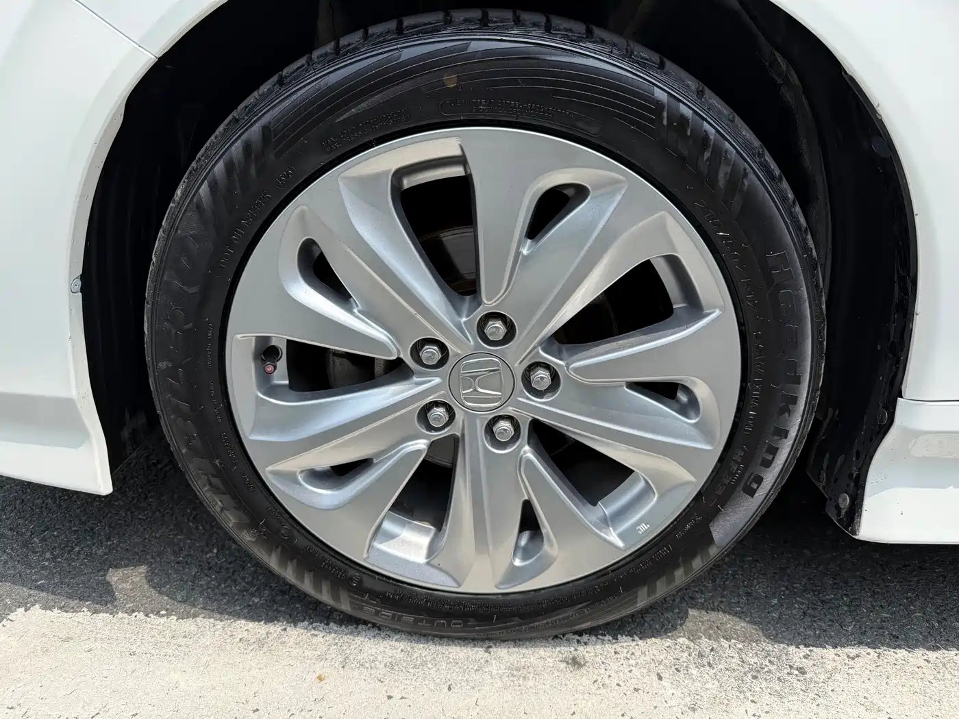 Honda Jade 2017 1.8L Automatic Comfort Edition 6-seater фото 8