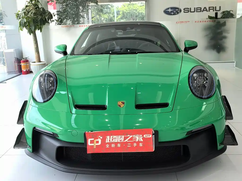 PORSCHE 911