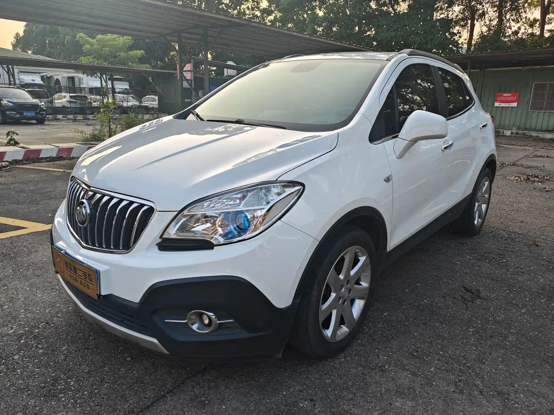 Фото 1 - Buick Encore