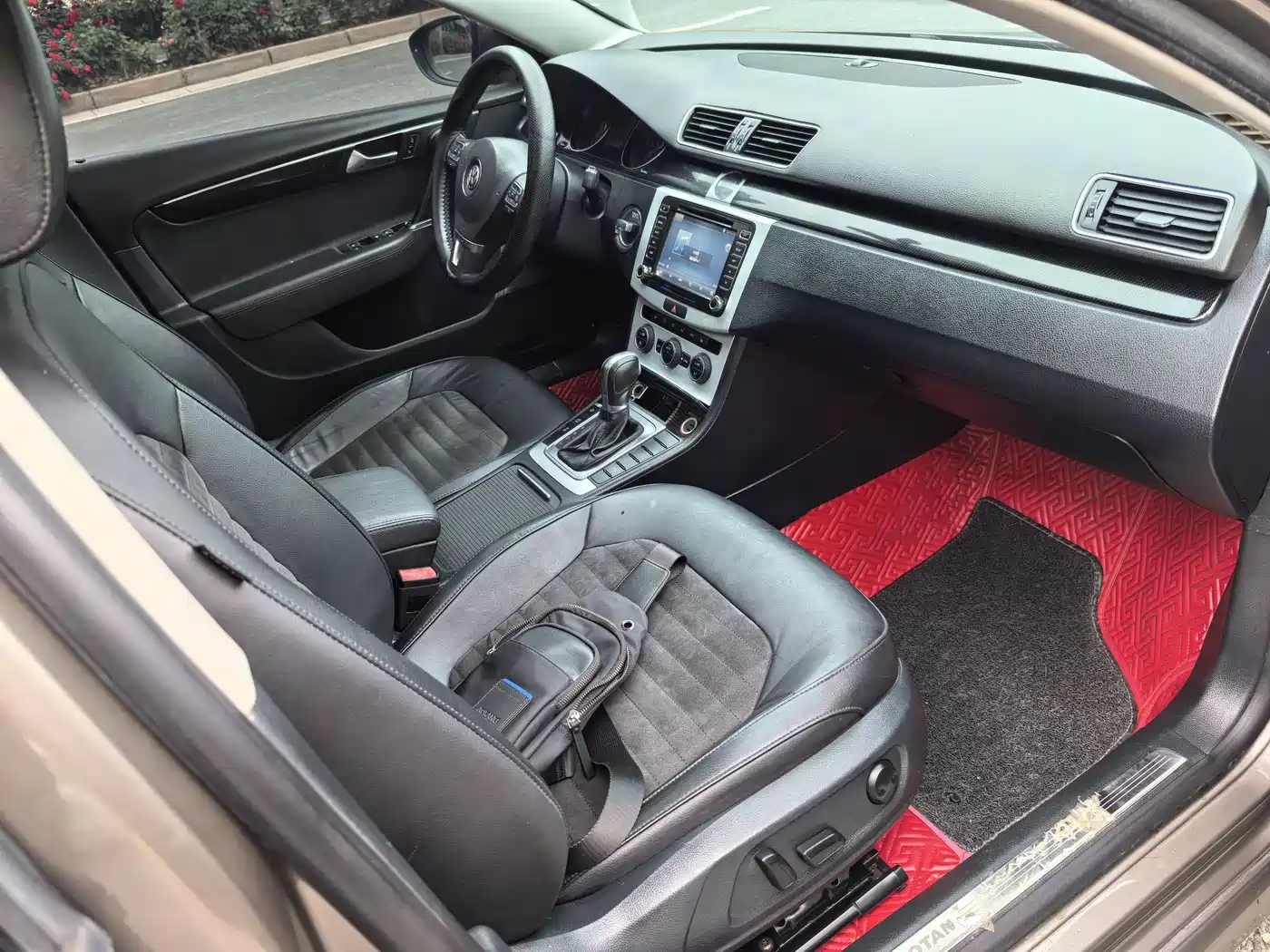 Volkswagen Magotan 2015 1.8TSI Luxury фото 20