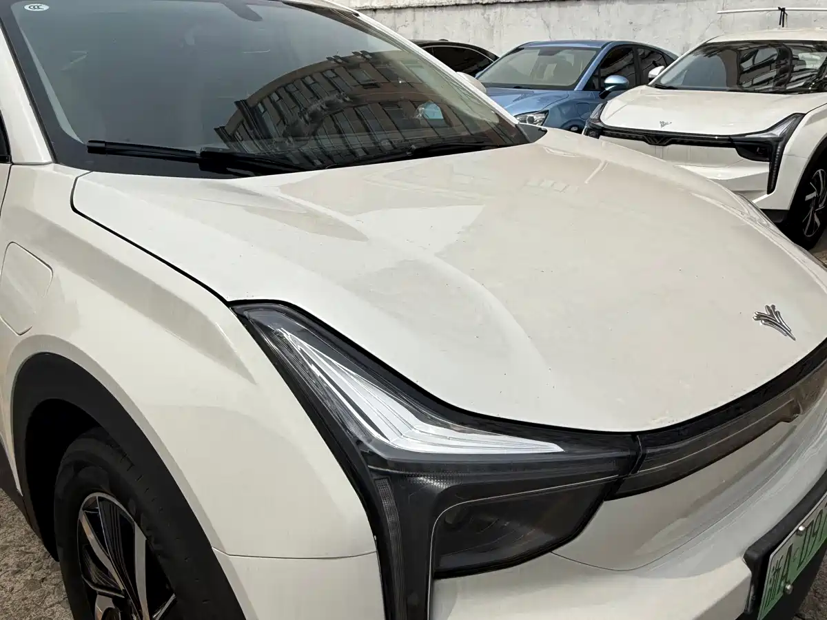 NEZHA AUTOMOBILE NEZHA U