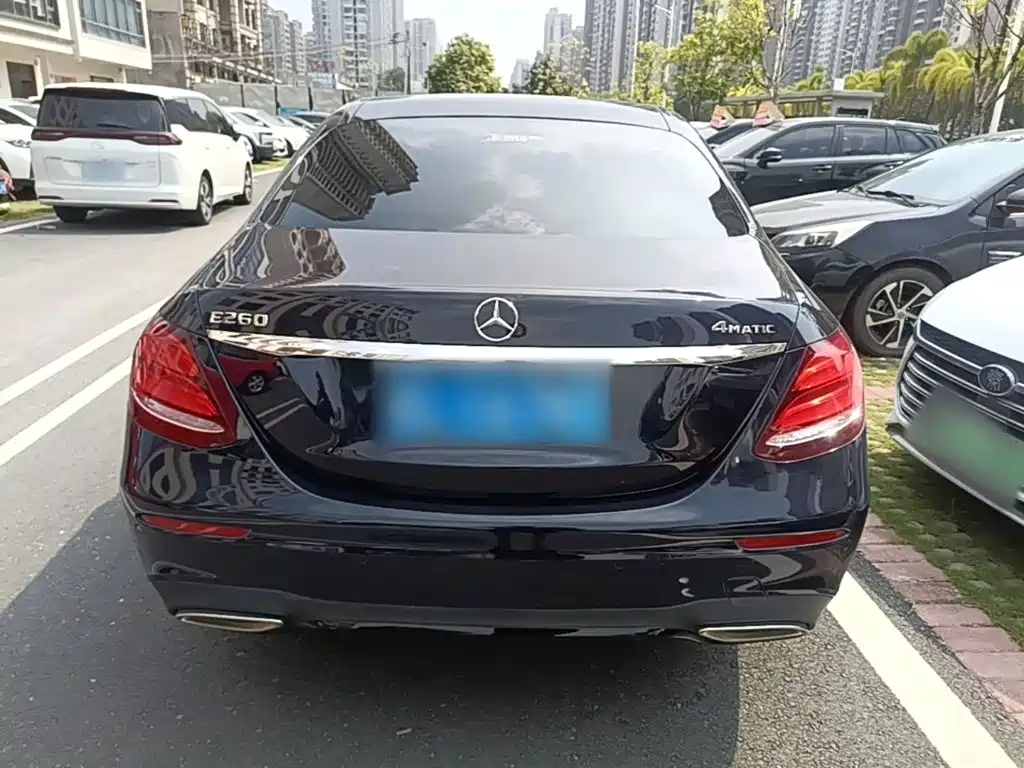 Фото 6 - Mercedes-Benz E-Class (Import)