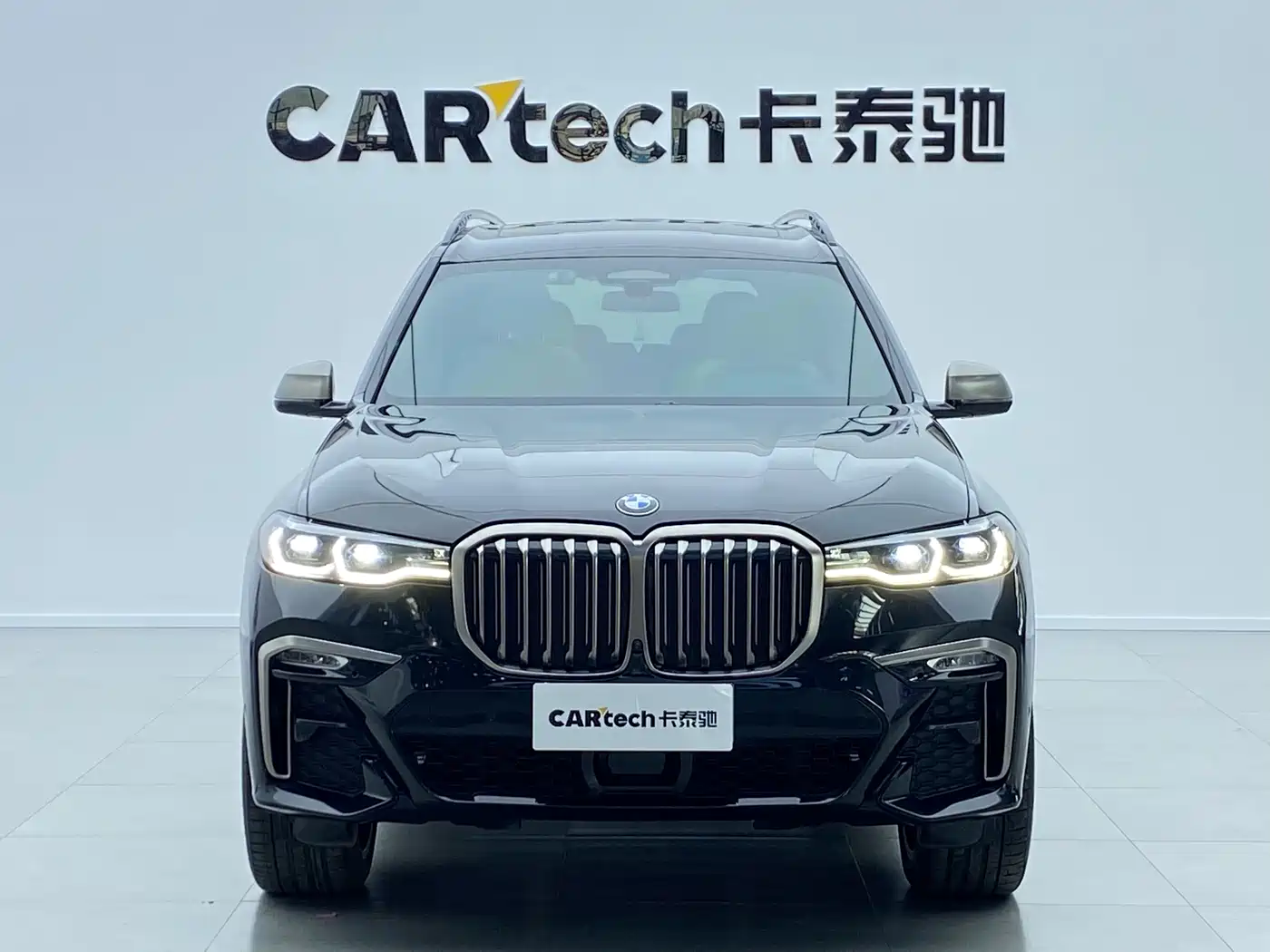 BMW X7 2020 xDrive M50i фото 2