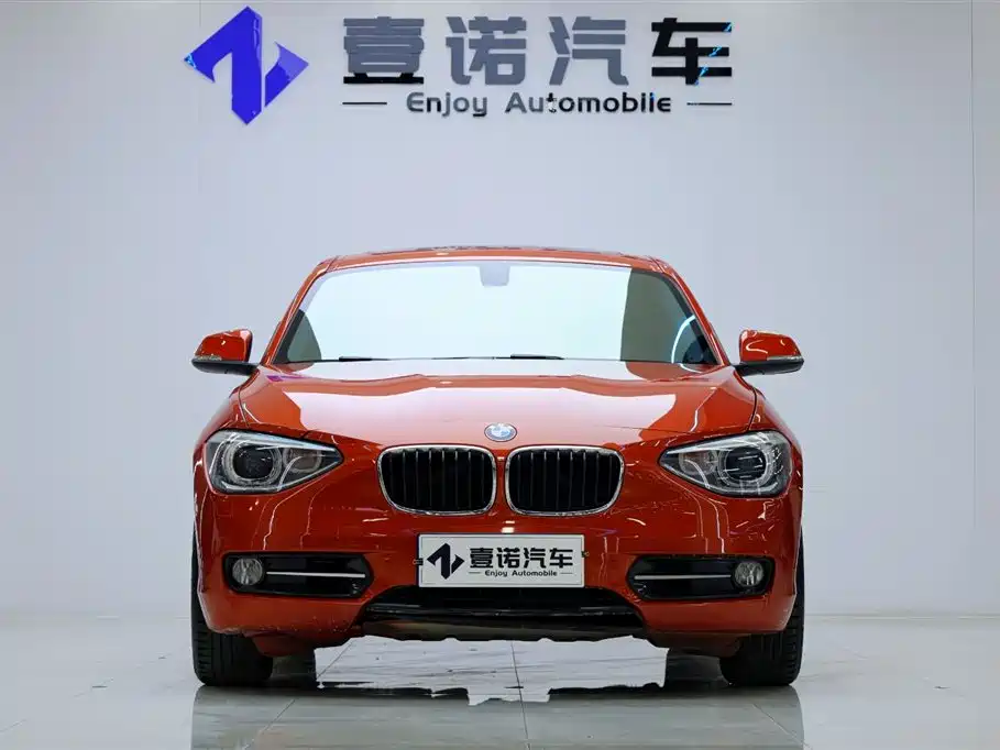 BMW 1 Series (Import) 2013 Facelift 118i Sport Model фото 2
