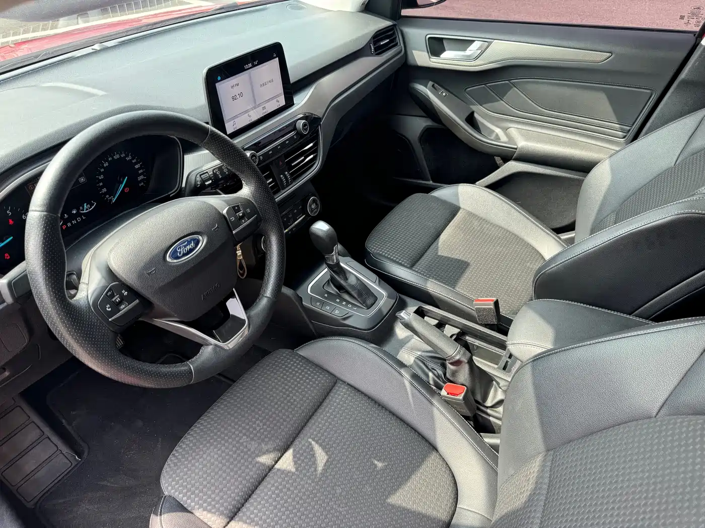 FORD FOX