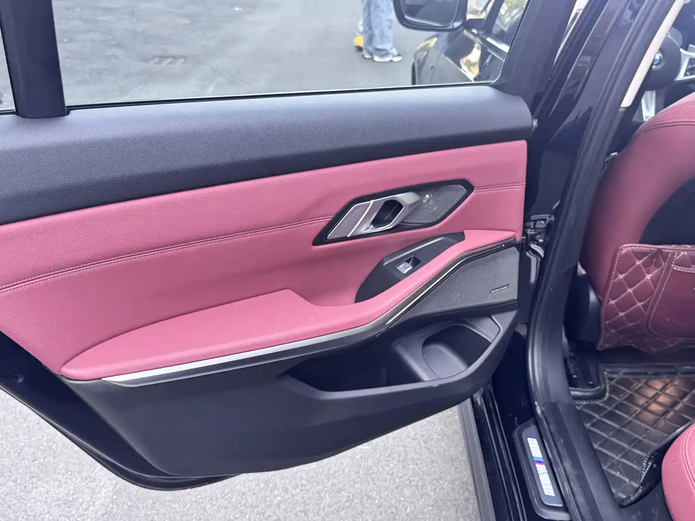 BMW 3 Series 2021 325Li M Sport Package фото 9