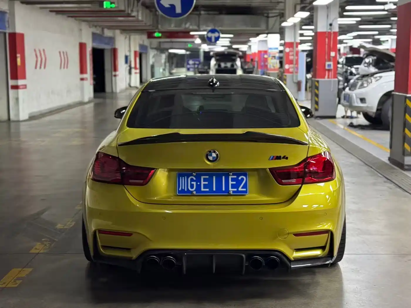 BMW M4 2017 M4 Coupe фото 4