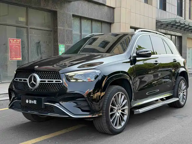 Mercedes-Benz GLE 2024 GLE 450 4MATIC Luxury — фото 1