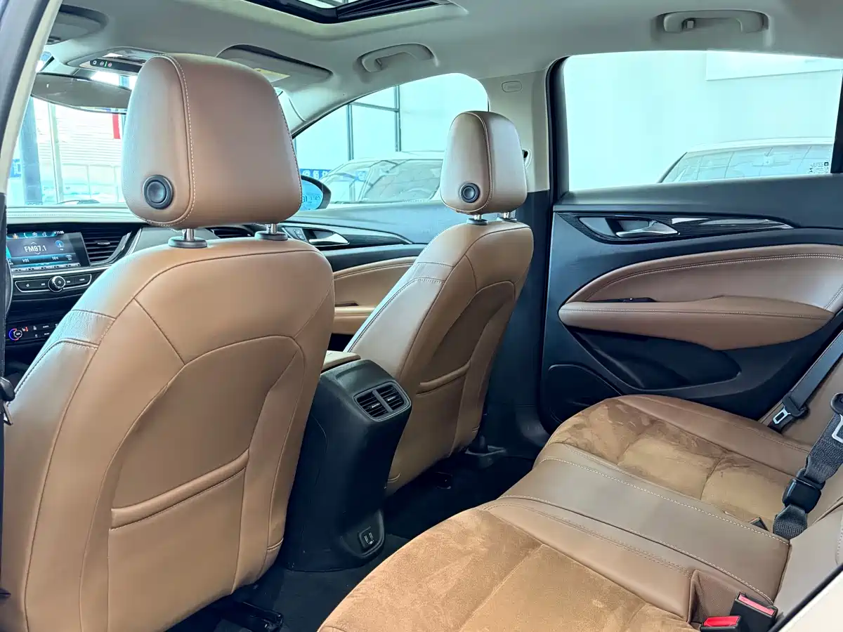 Buick Regal 2019 20T Elite China VI фото 11