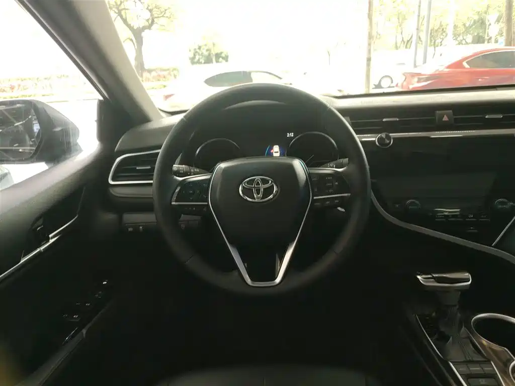 Toyota Camry 2019 2.5G Luxury Edition China VI фото 7