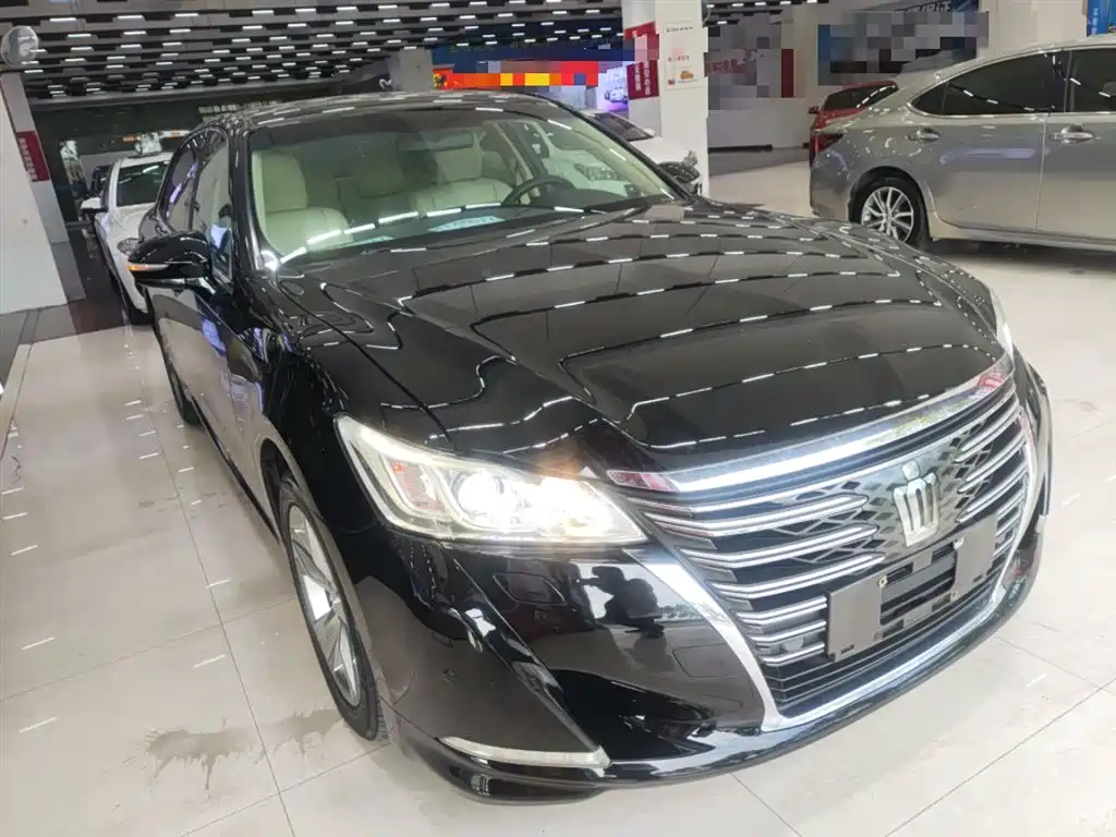 Toyota Crown 2015 2.0T Pioneer фото 22