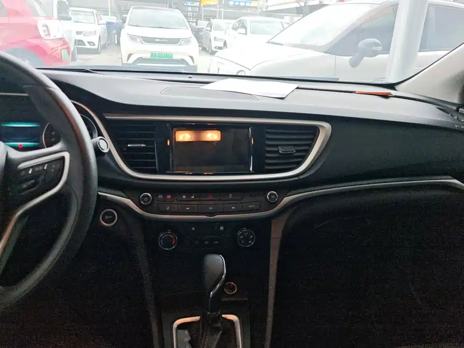 Фото 13 - Buick Excelle