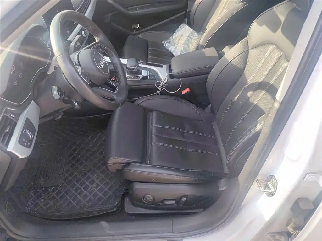 Audi A4L 2020 40 TFSI Fashion Dynamic Edition фото 11
