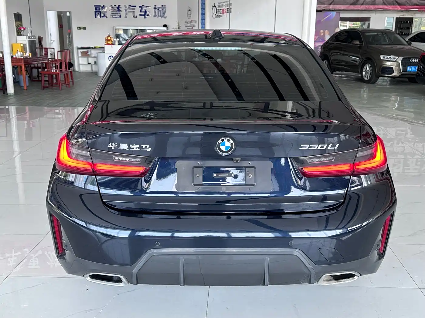 BMW 3 Series 2024 320Li M Sport Package фото 8