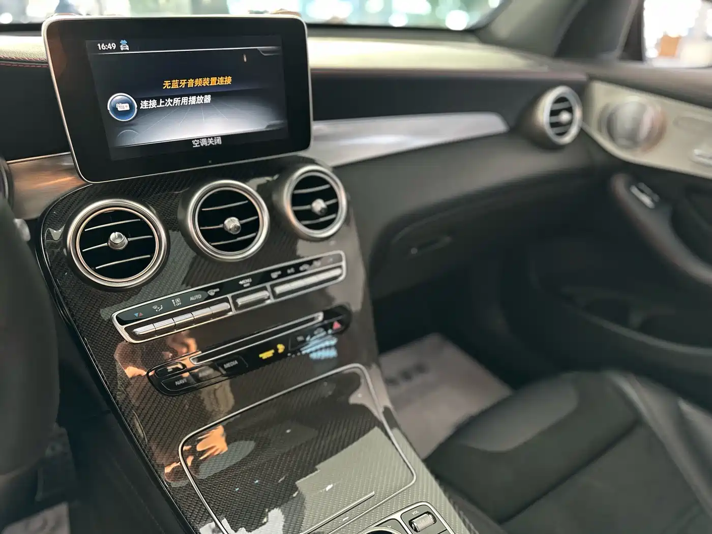 Mercedes-Benz GLC AMG 2017 AMG GLC 43 4MATIC Special Edition фото 7