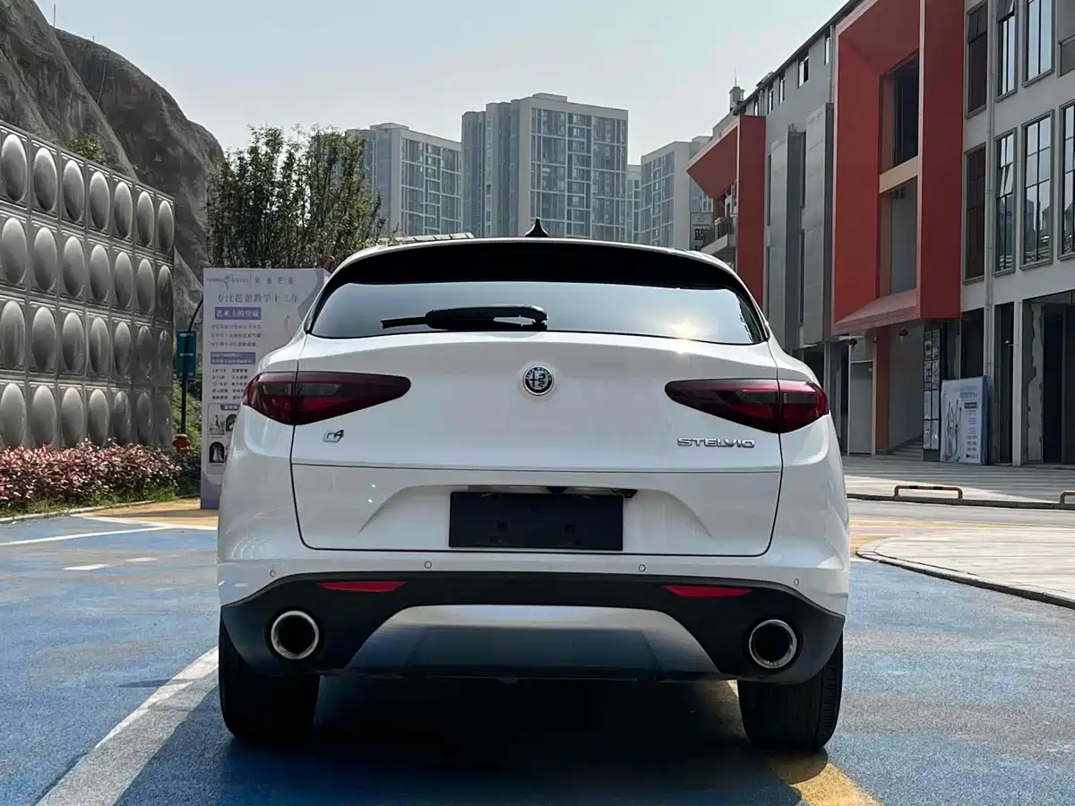 ALFA ROMEO STELVIO