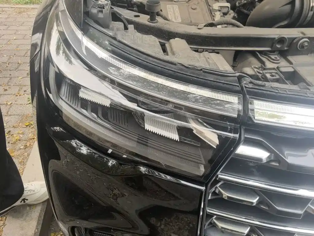 Фото 7 - Ford Explorer