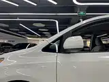 Photo 46 - Toyota Sienna
