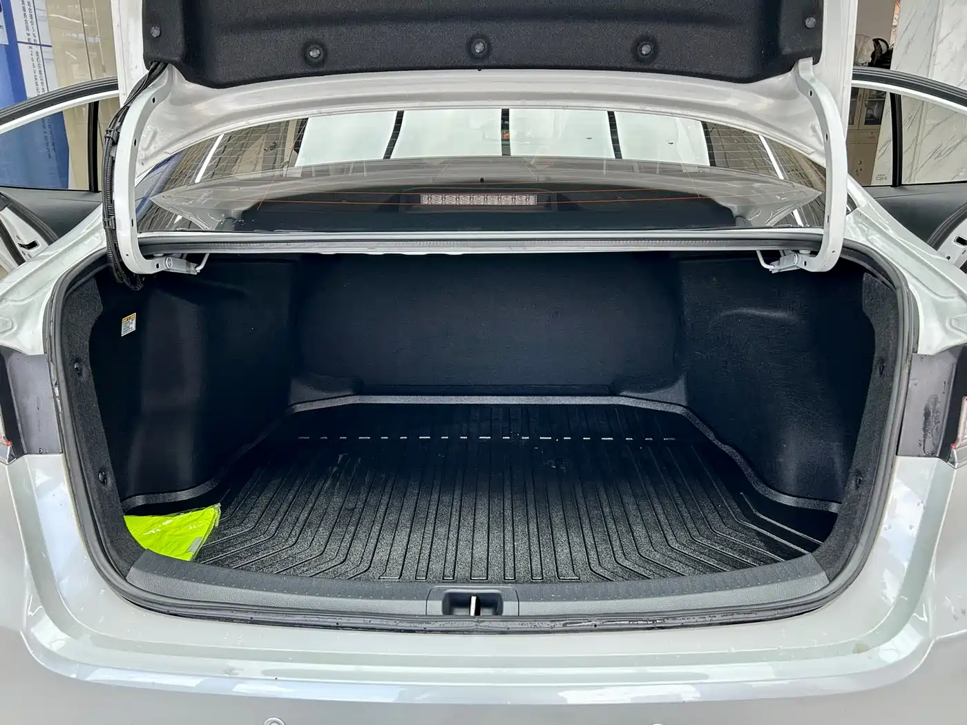  Toyota Corolla 2022 Hybrid 1.8L E-CVT Pioneer Edition 22