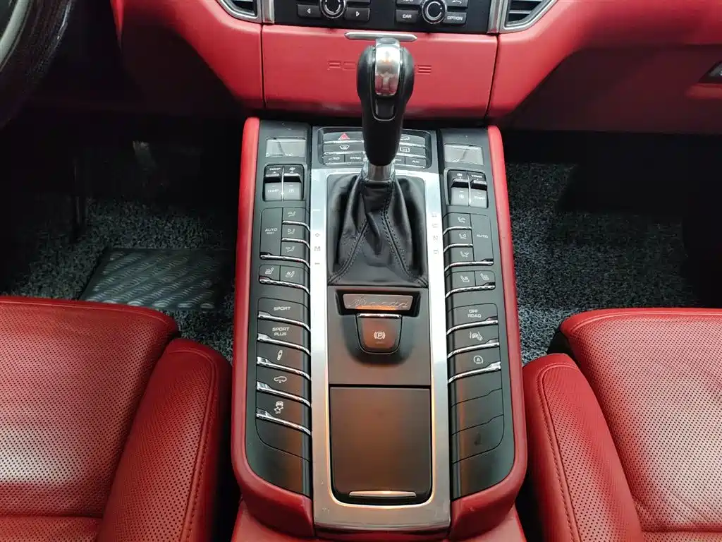 Porsche Macan 2014 2014 Macan S 3.0T