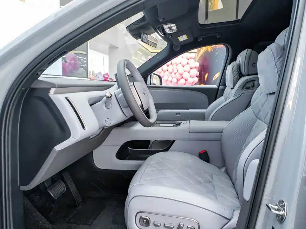 Li Auto Li Xiang L9 2026 2026 Base Model