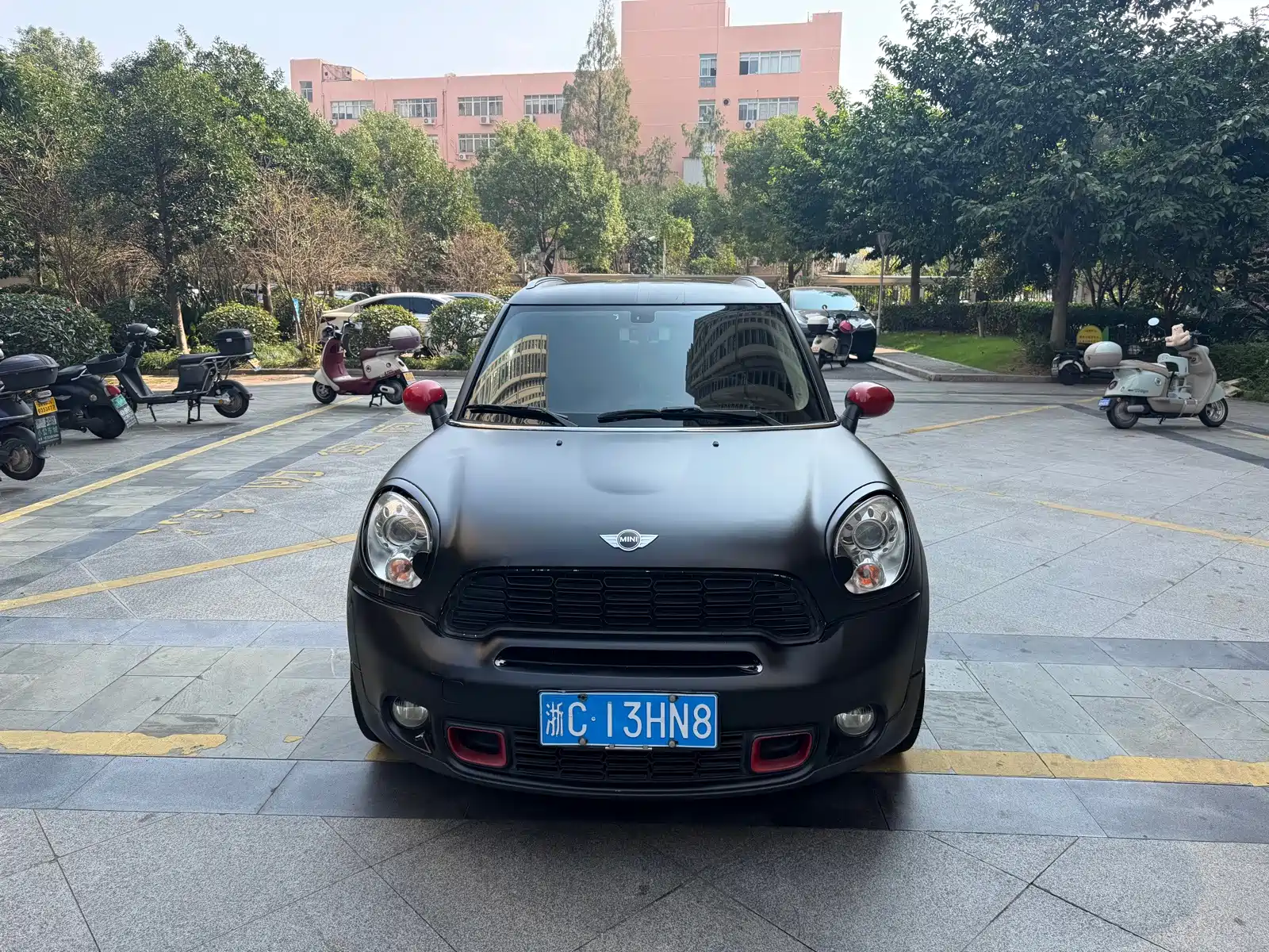Photo 2 - MINI COUNTRYMAN