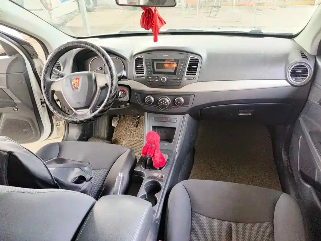 Roewe 350 2016 2015 Model 1.5L Manual Luxury Sunroof Edition