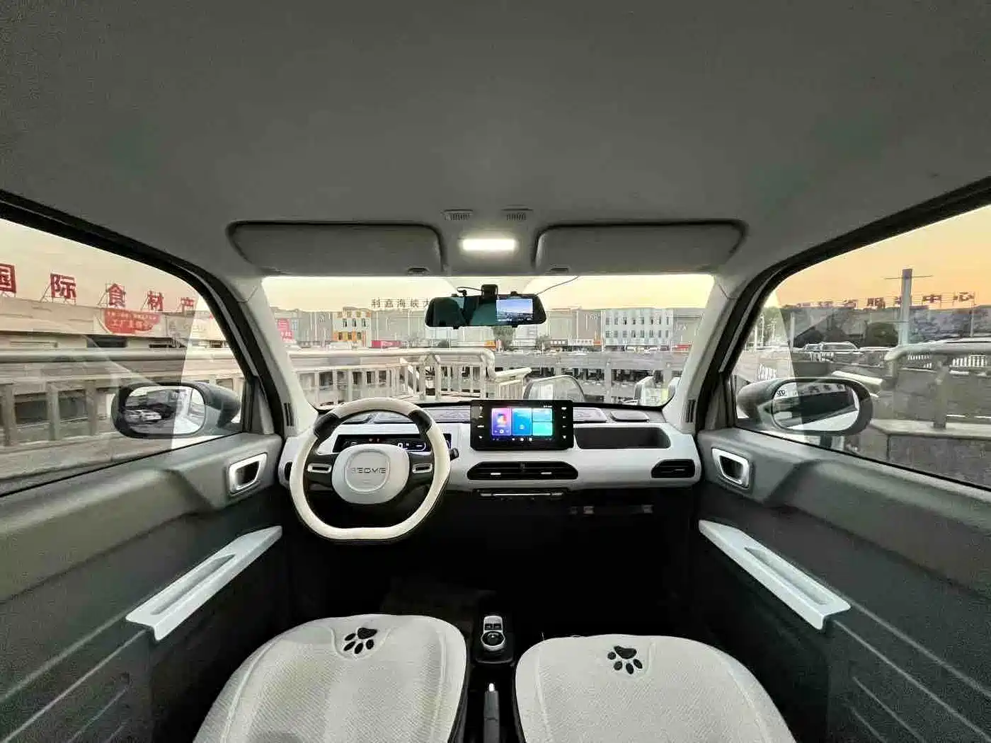 GEELY GALAXY PANDA