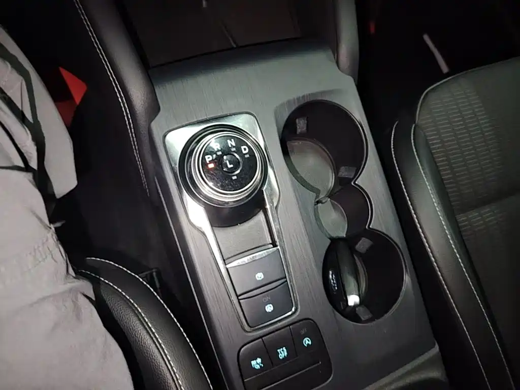 Ford Focus 2022 2021 Hatchback EcoBoost 180 Auto Trend