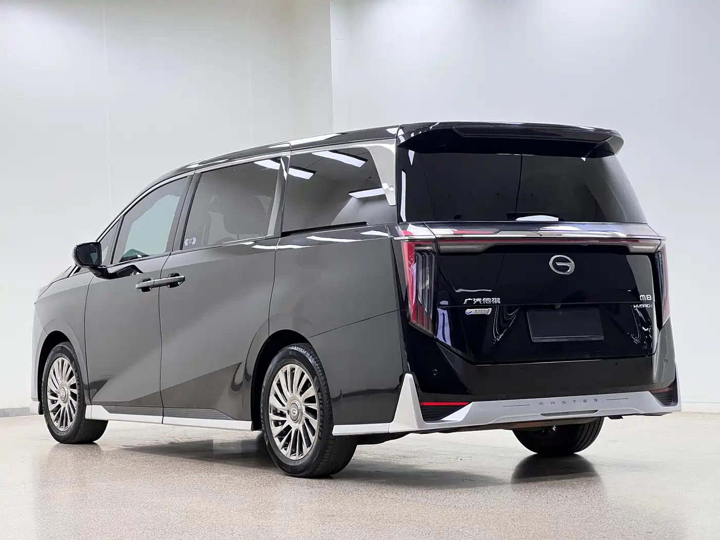 GAC Trumpchi Trumpchi M8 2024 Patriarch Series Twin Engine Ultimate Edition фото 7