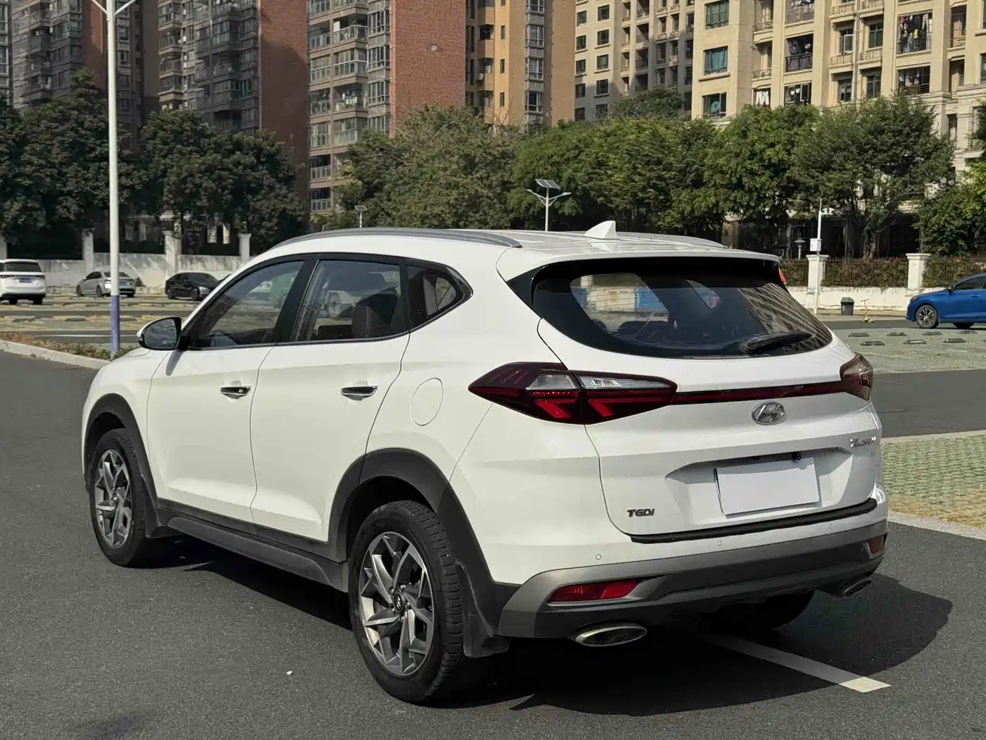 HYUNDAI TUCSON