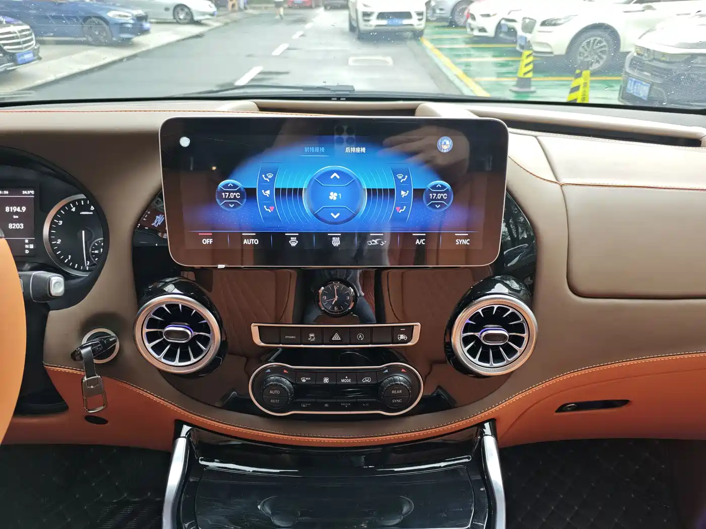 Mercedes-Benz Vito 2023 2.0T Elite 7-Seater фото 22