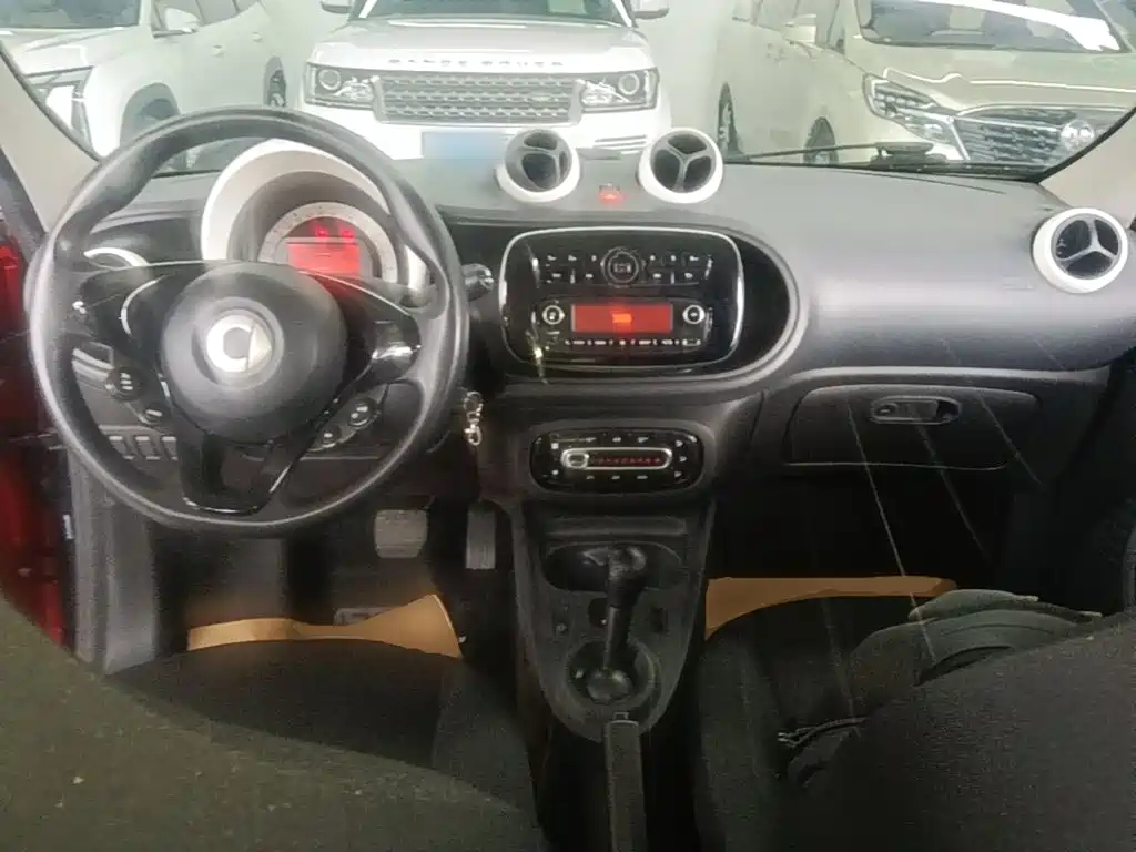 smart forfour 2018 2018 1.0L 52kW Agile Edition