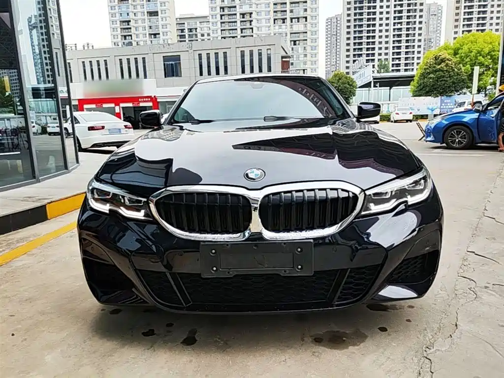 BMW 3-SERIES