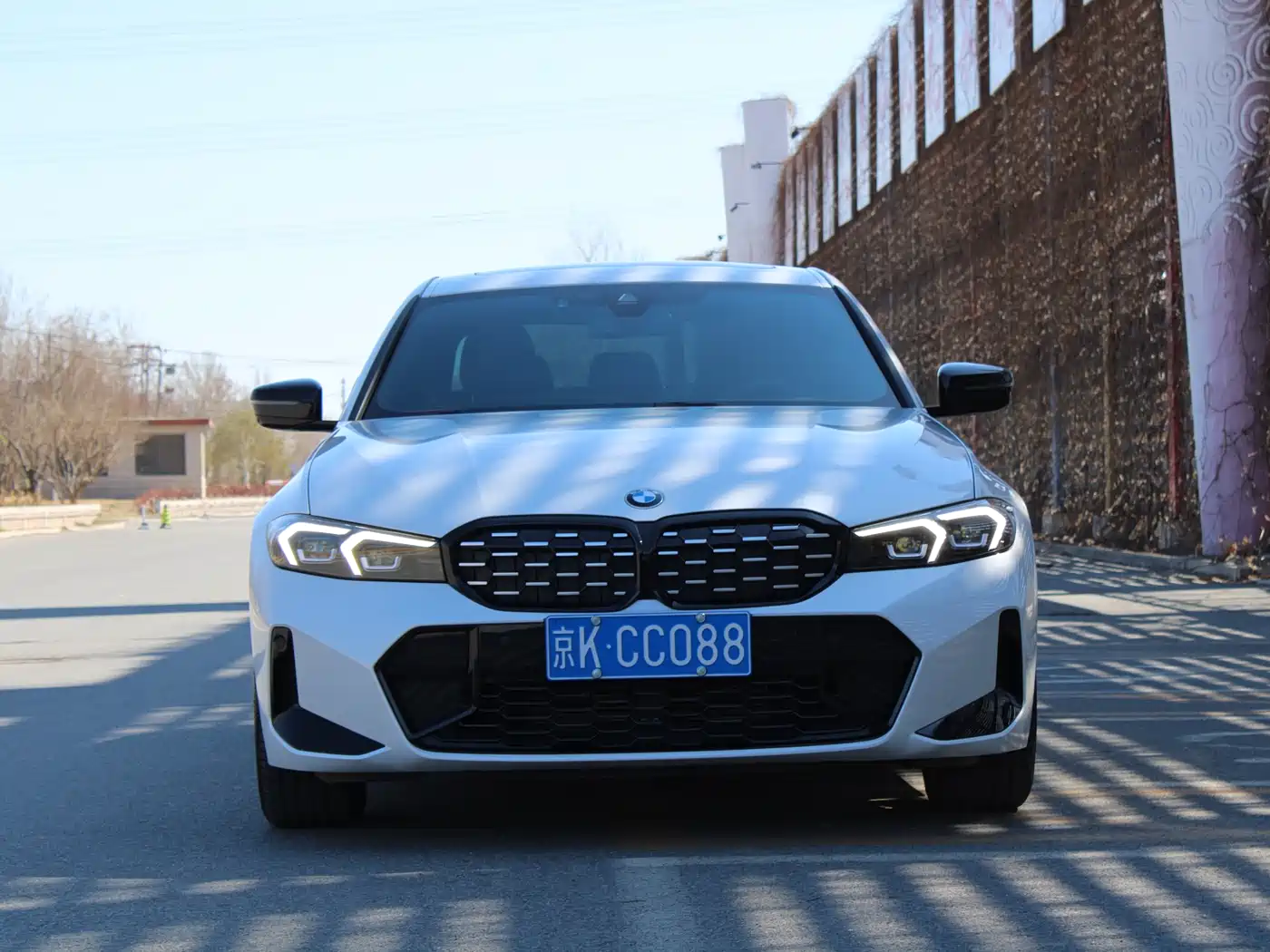 BMW 3 Series 2024 325i M Sport Shadowline Package фото 2