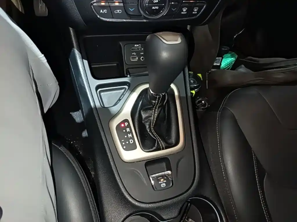 Jeep Cherokee 2019 2017 2.0L Superior Edition