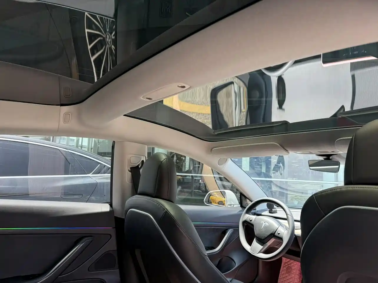 TESLA MODEL 3 (IMPORTED)