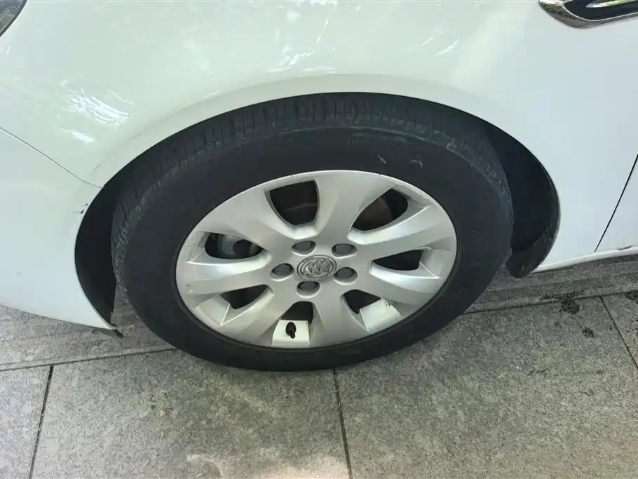 Buick Regal 2015 2.0L Leading Fashion Model фото 6