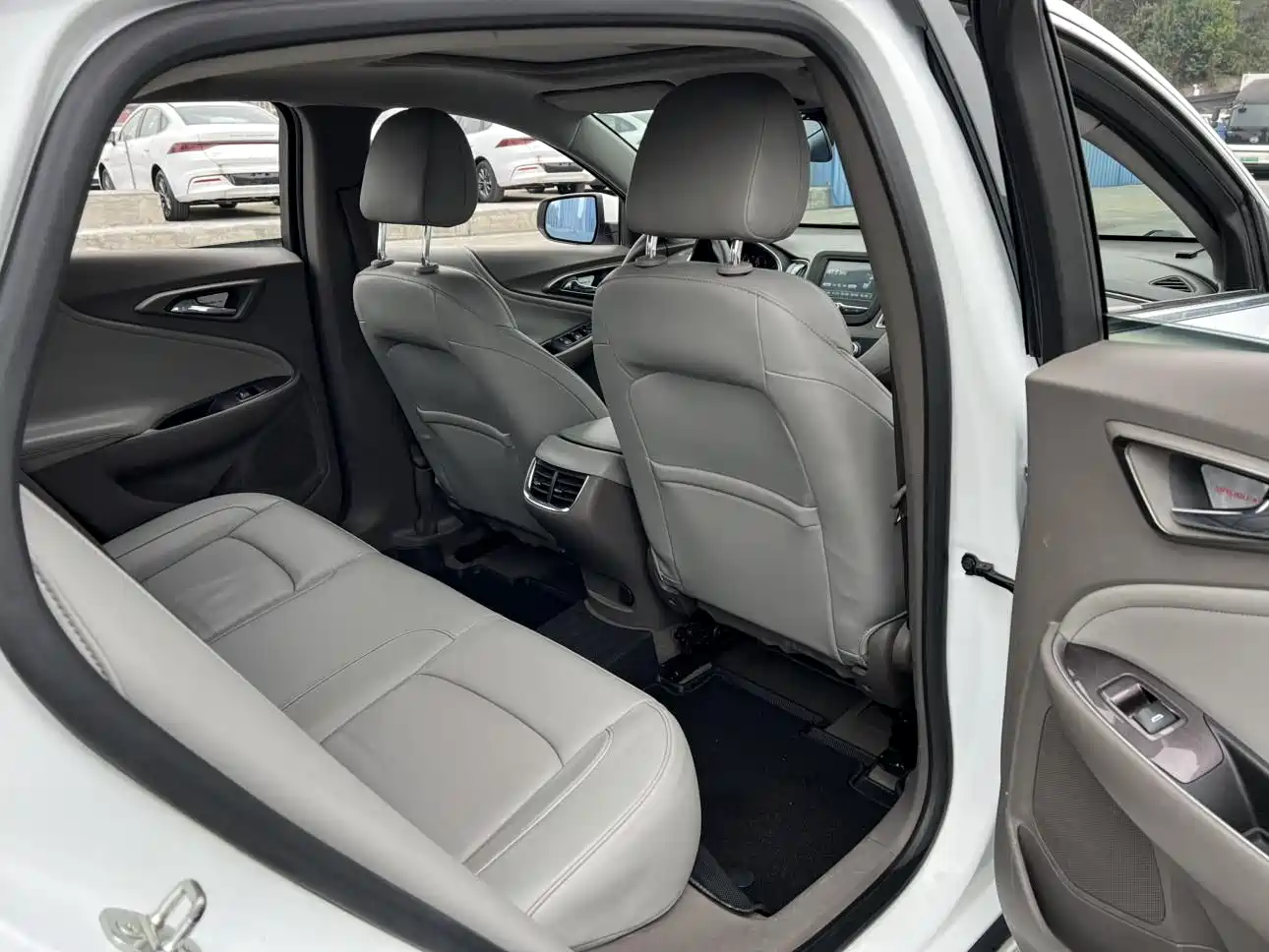 Chevrolet Malibu XL 2018 530T Auto RuiXiang Edition фото 8