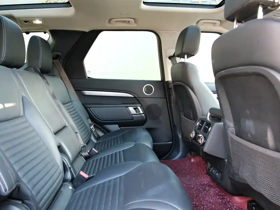 Фото 17 - Land Rover Discovery