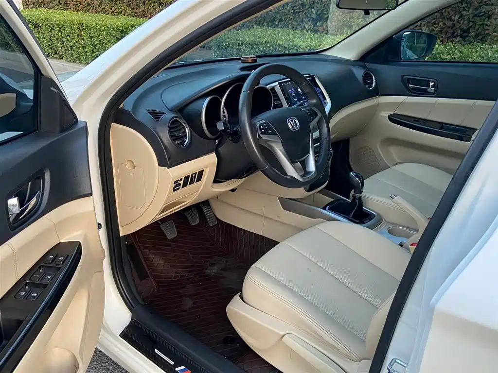 Changan Eado 2015 2015 1.6L Manual Luxury China V