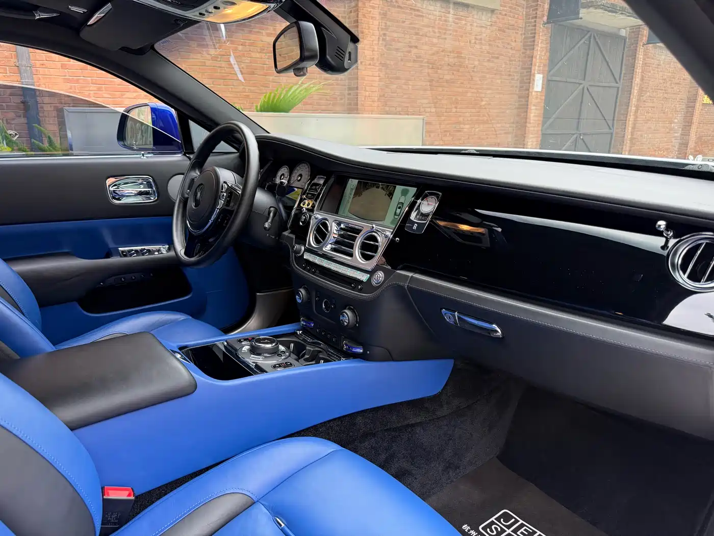 Rolls-Royce Wraith 2017 2017 6.6T Black Badge Edition