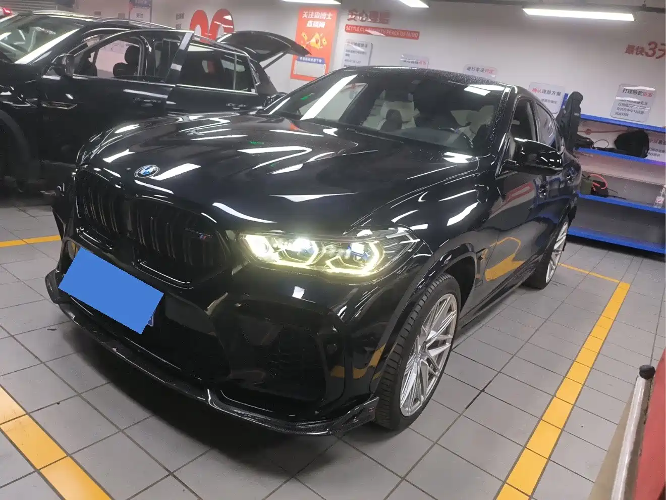 BMW X6 M 2022 2022 X6 M