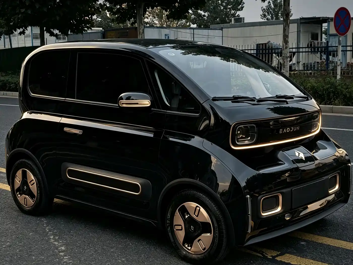 Baojun KiWi EV 2021 2022 Designer Lite Edition LFP
