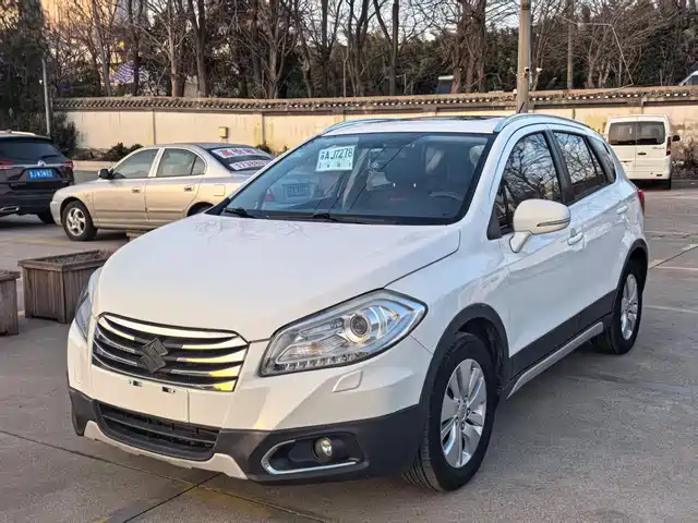  Suzuki SX4 S-Cross 2014 1.6L CVT 2WD Elite