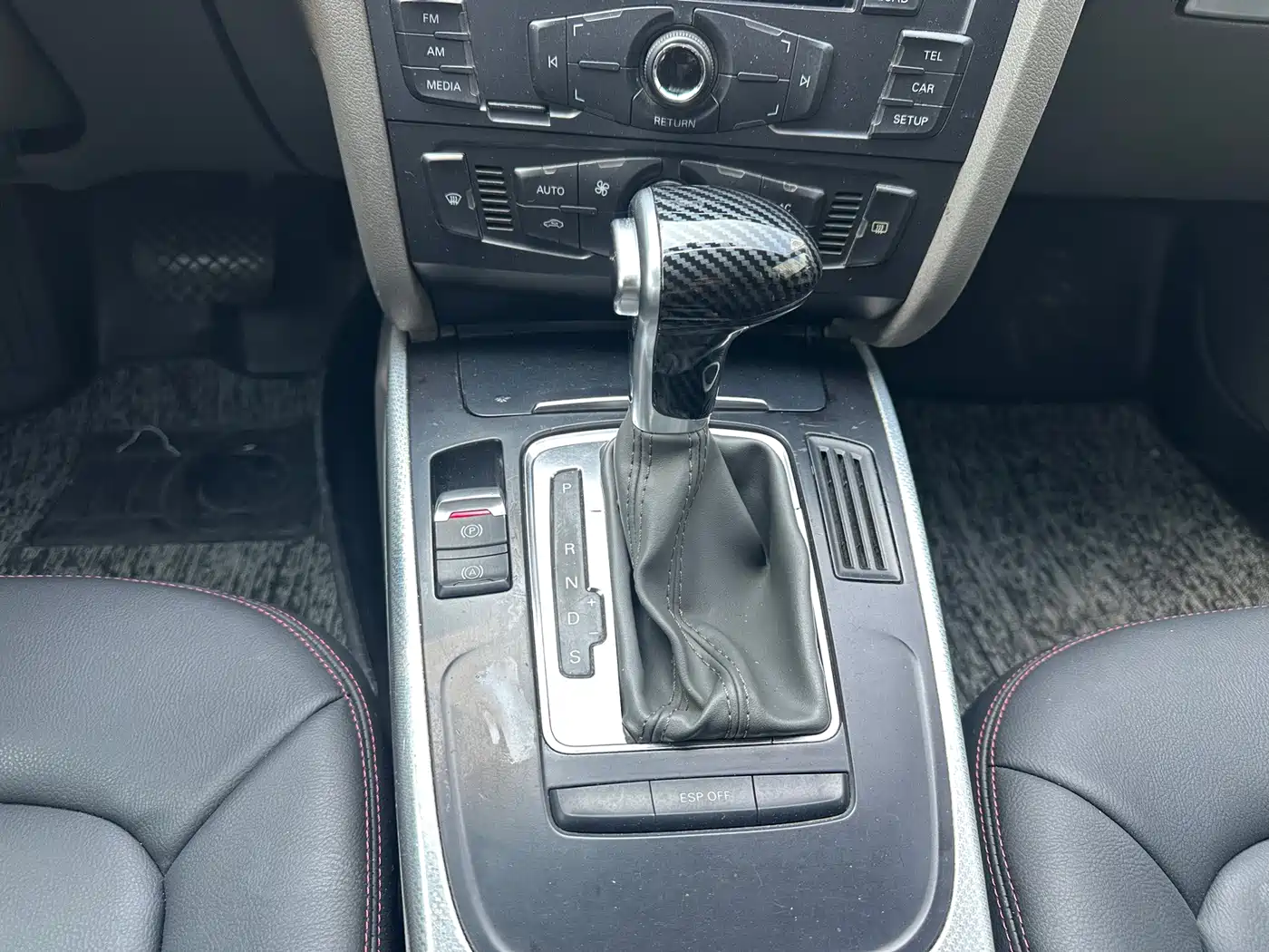 Audi A4L 2009 2009 2.0 TFSI Standard