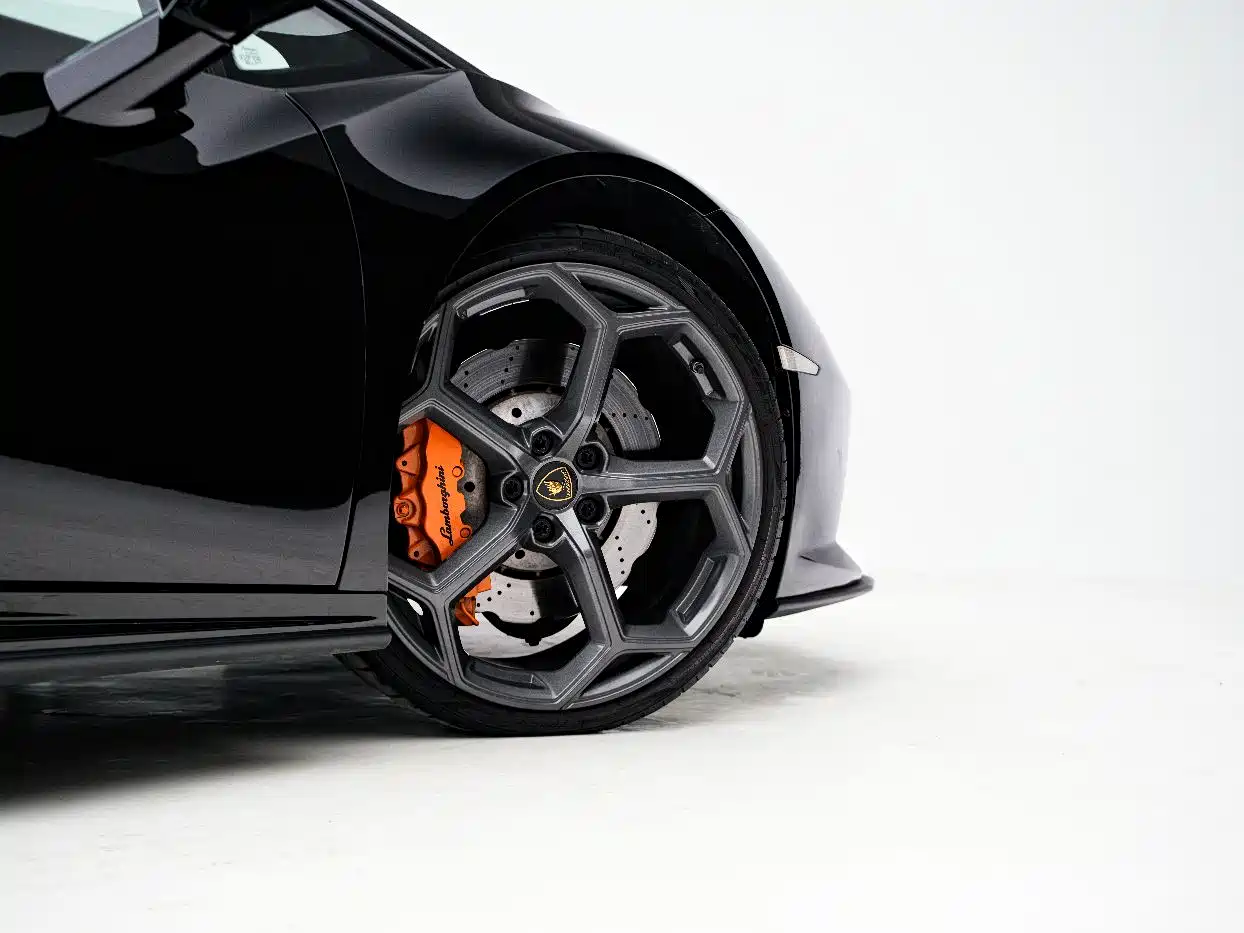 LAMBORGHINI HURACÁN