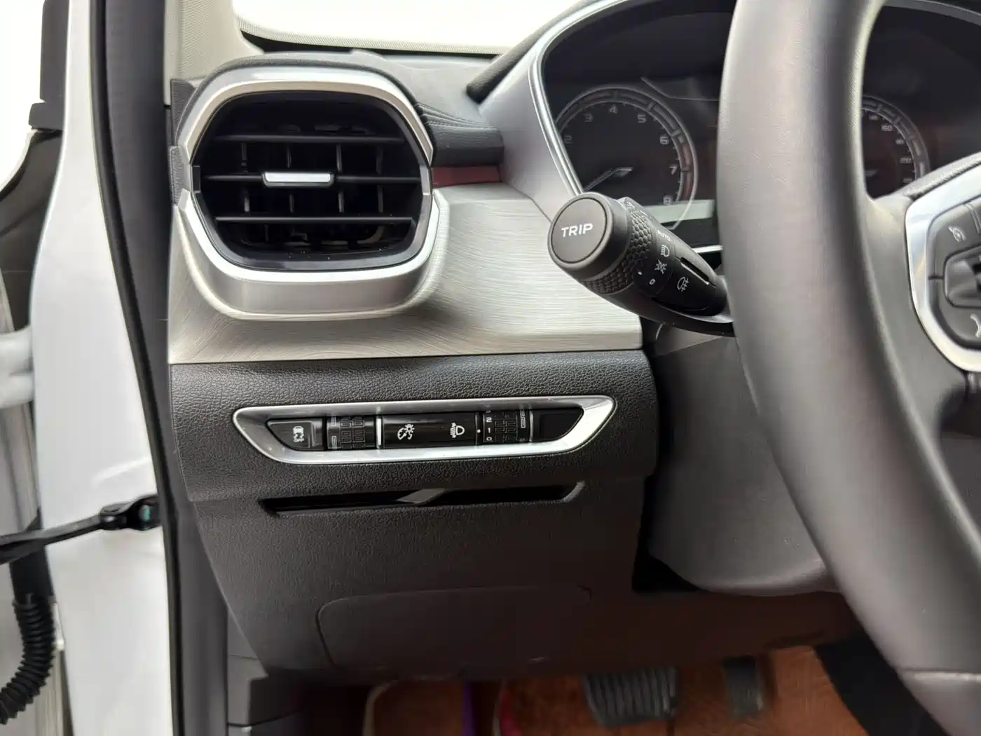 GEELY AUTOMOBILE BINYUE