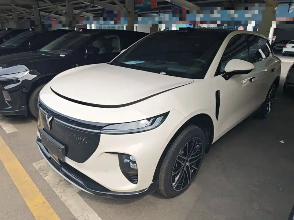Voyah Auto Voyah Zhiyin 2025 — пригон из Китая