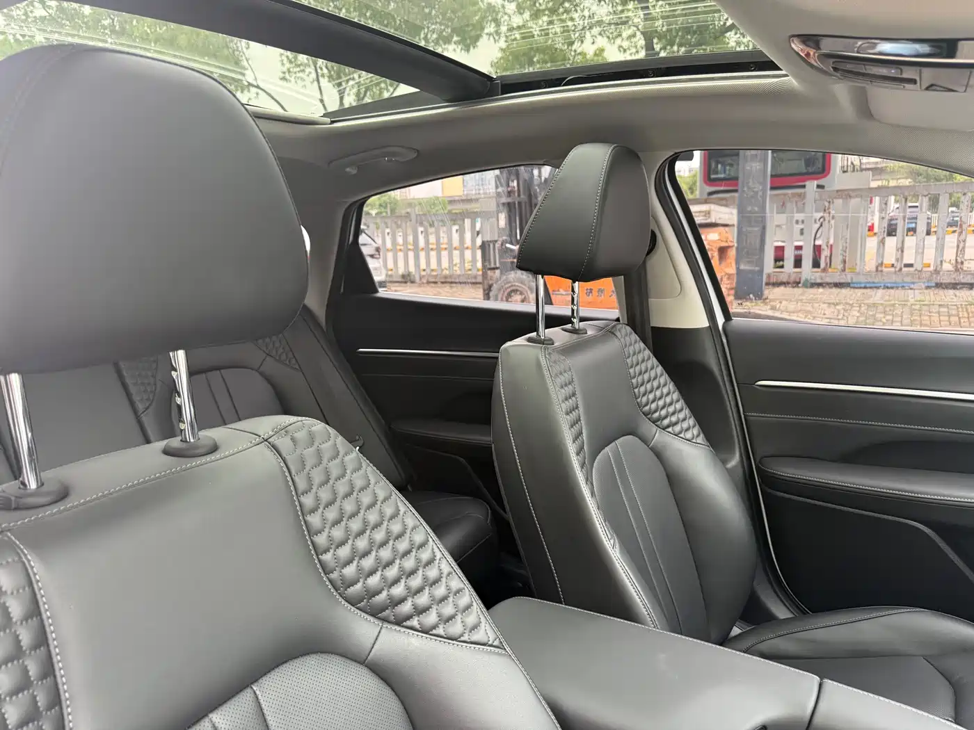 Hyundai Sonata 2024 1.5T Pro фото 32